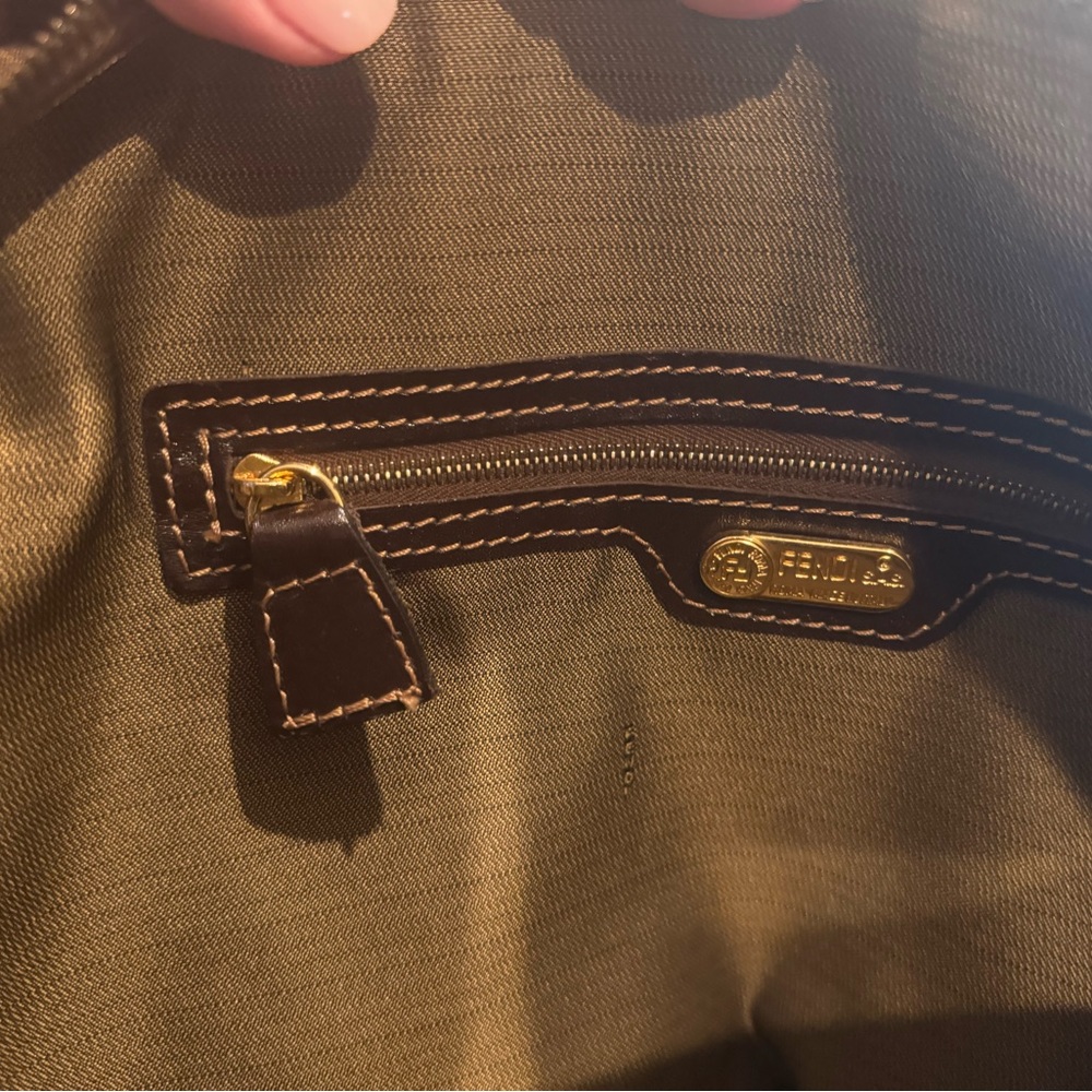 Fendi Zucca top handle. Great condition - Picture 9 of 13